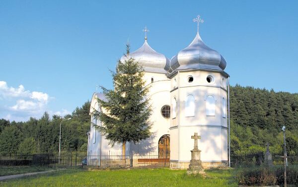 Z wizytą w Miedzybrodziu: cerkiew na skale