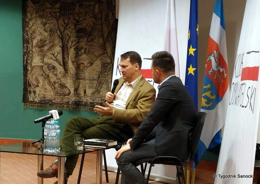 Radosław Sikorski spotkał się z sanoczanami w Sali Gobelinowej