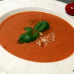 Zupa z pieczonej dyni, papryki i pomidorów