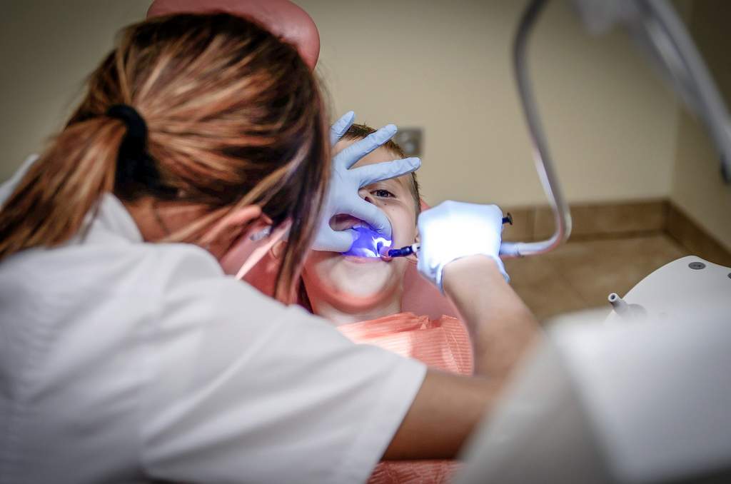 Gabinety pielęgniarek i dentystów wrócą do szkół