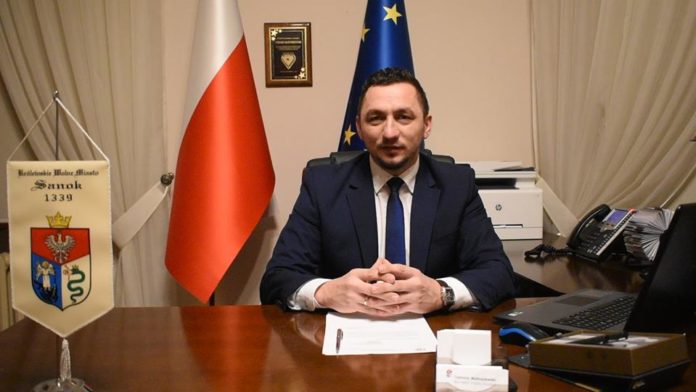 Burmistrz Tomasz Matuszewski o proteście nauczycieli
