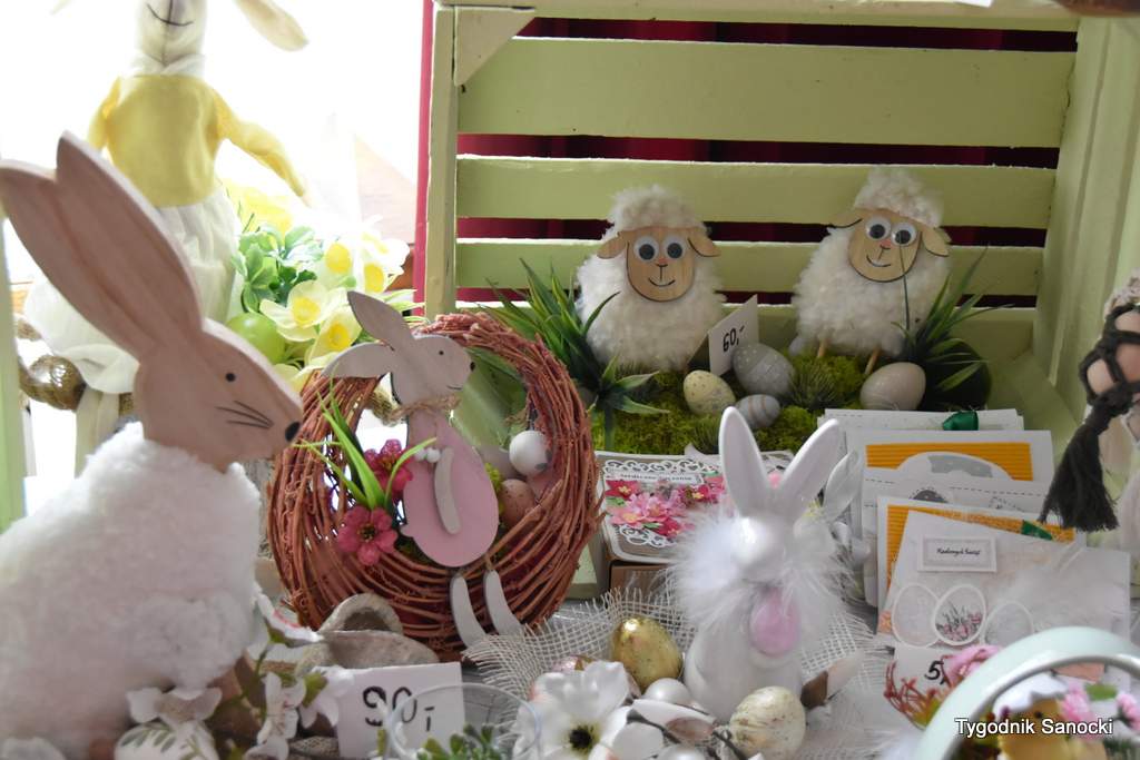 Palmy, pisanki, rękodzieło świąteczne – trwa Kiermasz Wielkanocny w „Górniku”