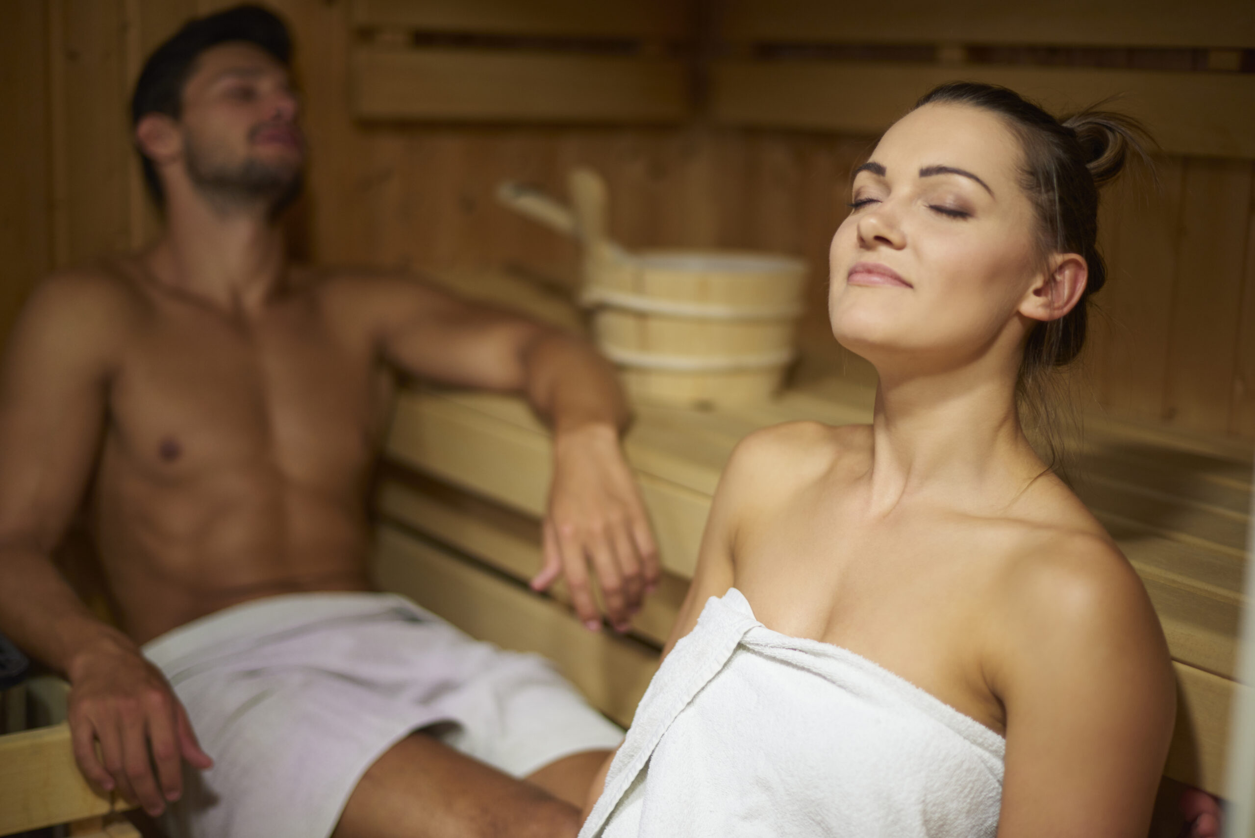 Właściwości i zalety korzystania z sauny