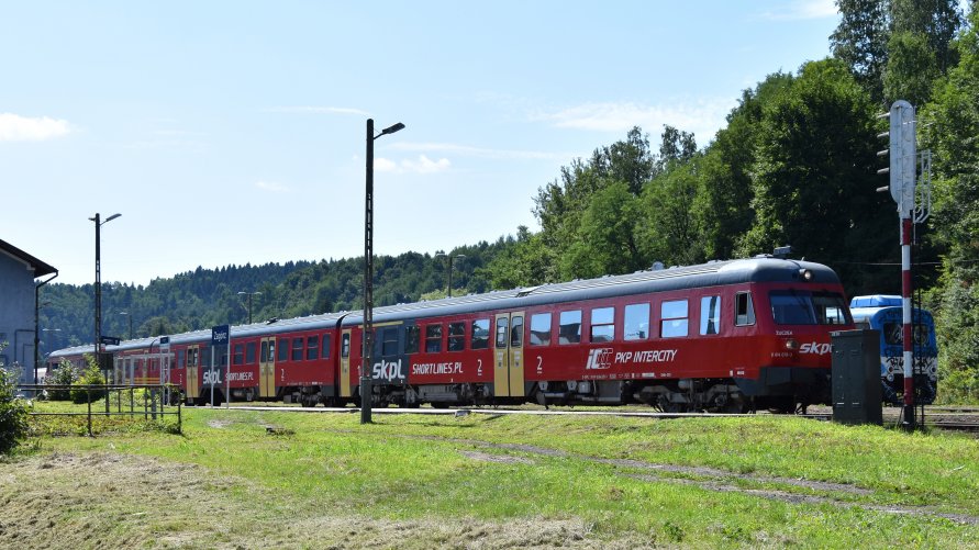 Powiat Sanocki uruchamia wakacyjne pociągi z Sanoka do Komańczy