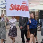 Uczniowie z powiatu sanockiego w Paradzie Niepodległości (78)