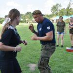 Samoobrona kobiet – zaufaj wojsku. Sanoczanki na treningu (107)