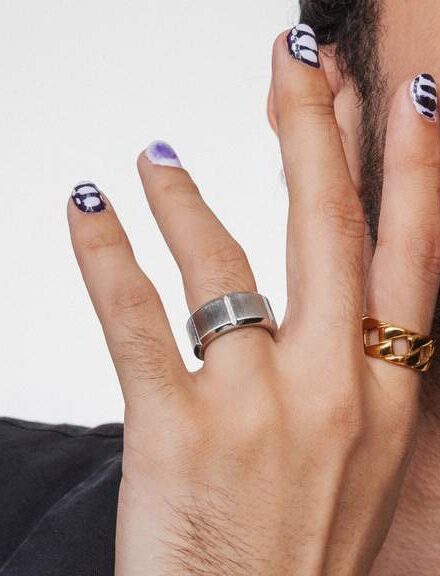 Złote pierścionki dla mężczyzn – styl i elegancja bez kompromisów