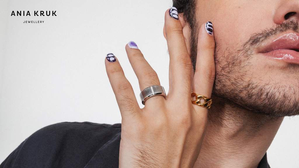 Złote pierścionki dla mężczyzn – styl i elegancja bez kompromisów