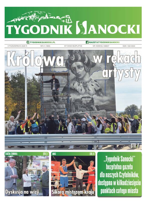 Okładka „Tygodnika Sanockiego” nr 41 z muralem królowej Zofii Holszańskiej na sanockim moście, Arkadiuszem Andrejkowem na rusztowaniu i grupą dzieci